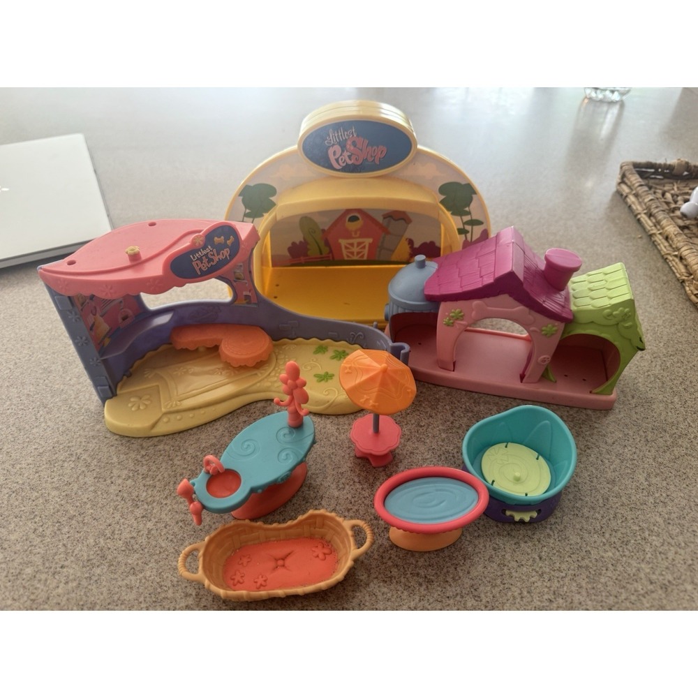 Lot 8 of My Little Pet Shop Accessories Barn, Beach, Beds, Salon